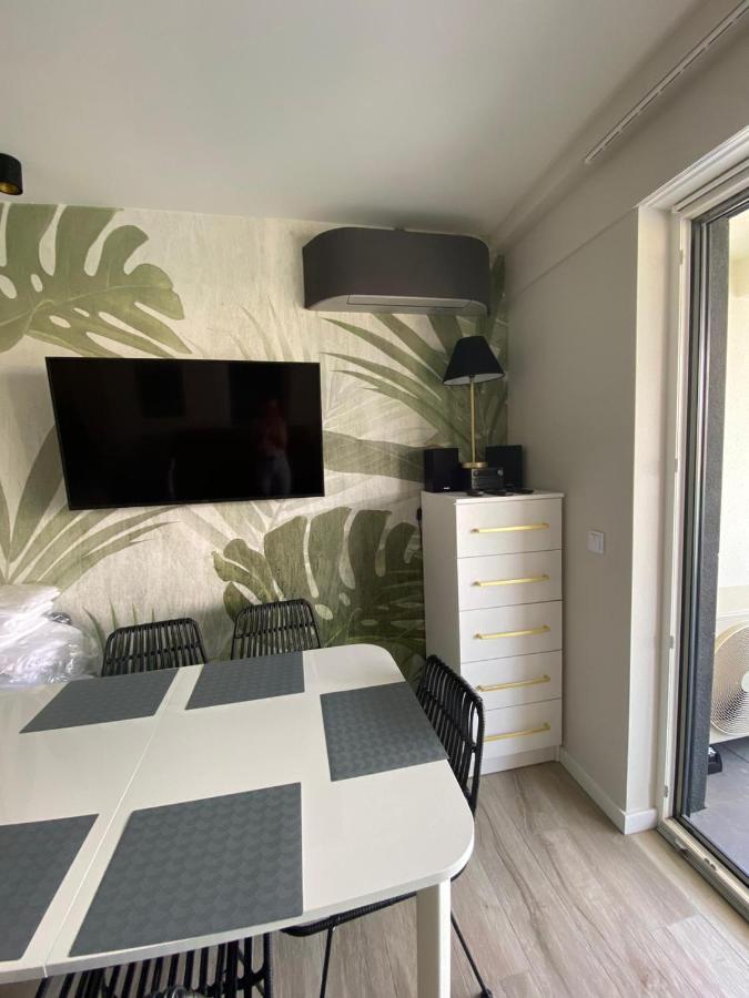 Piekny Apartament Przy Plazy Rewal Exteriör bild